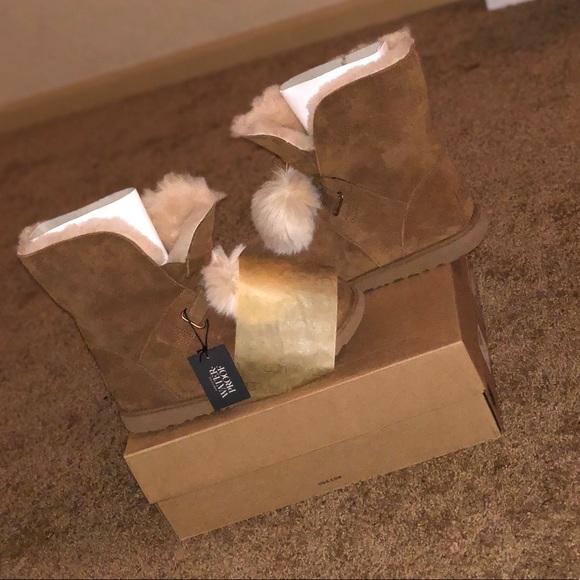 UGG Shoes - Authentic UGG Boots